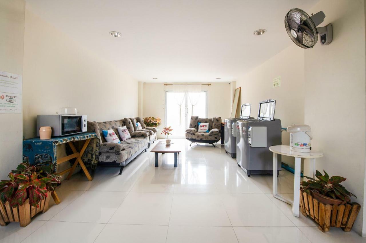 Oyo 306 Paradise Park Laemchabang Si Racha Exterior foto